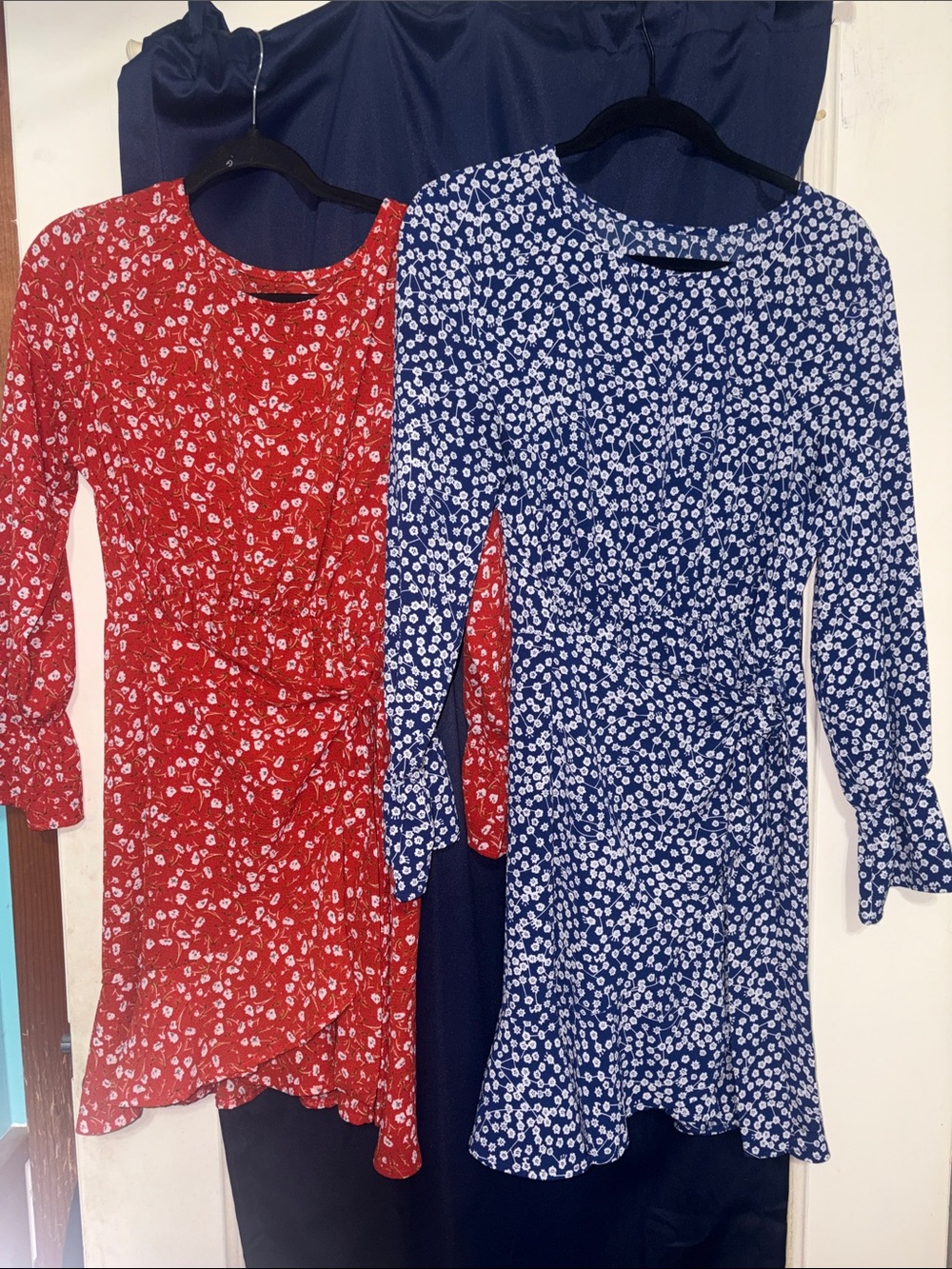 Floral Long Sleeve Ruffled Hem Mini Dress - Red & Navy Options
